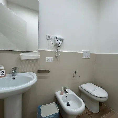 Giuly & Bed & Breakfast Napoli