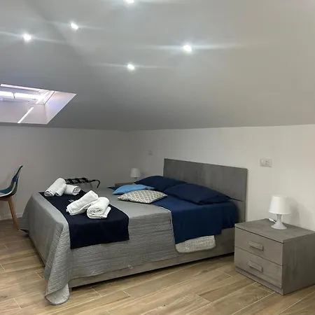 Giuly & 4* Napoli