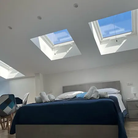 Giuly & Bed & Breakfast Napoli