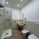 Giuly & Bed & Breakfast Neapel