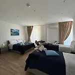 Giuly & Bed & Breakfast