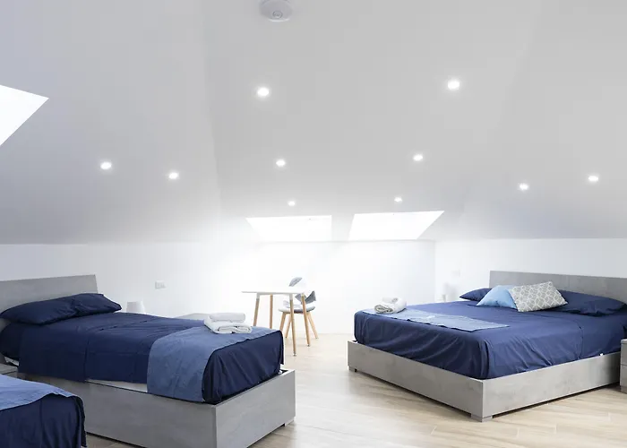 Giuly & Bed and breakfast Nápoles